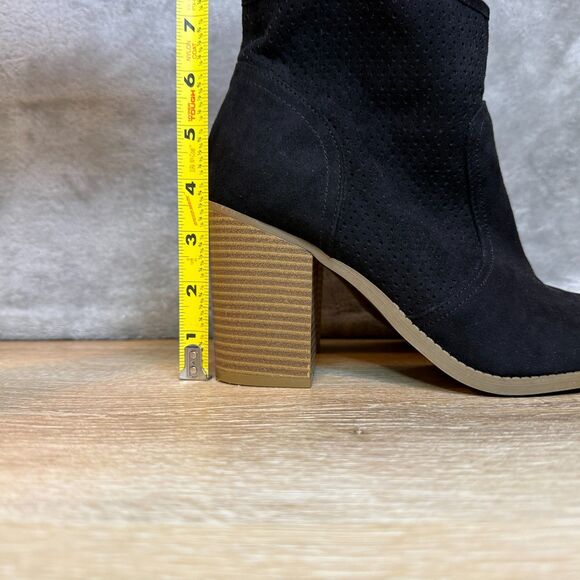 American Rag Women's Adrien Black Almond Toe Heel Booties Boots Chic Size 9 - Picture 7 of 11